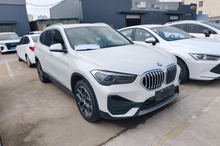 Used BMW X1 2022 sDrive25Li Leading Model Front Right 45 Deg