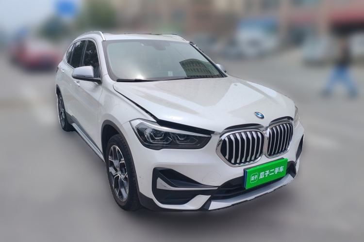 Used BMW X1 2022 sDrive20Li Fashion Model Front Right 45 Deg