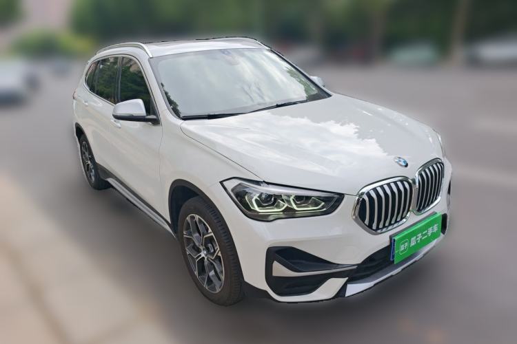 Used BMW X1 2022 sDrive20Li Fashion Model Front Right 45 Deg