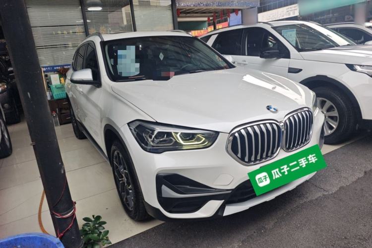 Used BMW X1 2022 sDrive20Li Fashion Model Front Right 45 Deg