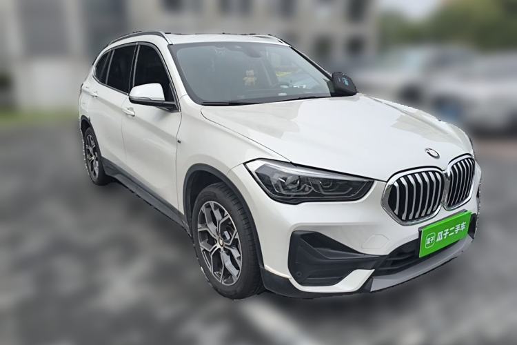 Used BMW X1 2022 sDrive25Li Leading Model Front Right 45 Deg