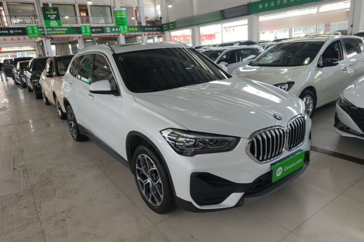 Used BMW X1 2022 sDrive25Li Leading Model Front Right 45 Deg