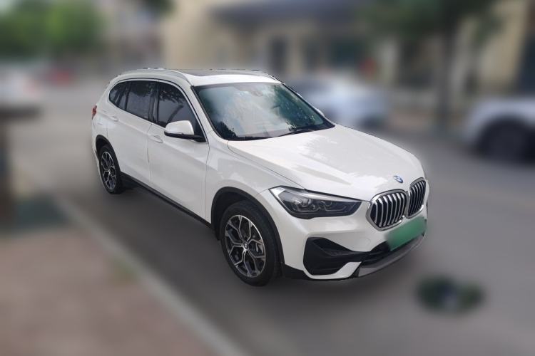 Used BMW X1 2022 sDrive25Li Leading Model Front Right 45 Deg