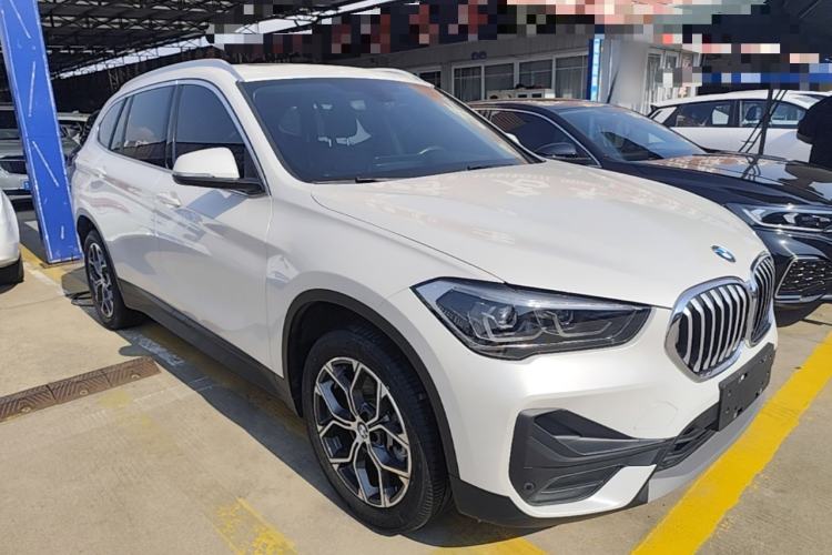 Used BMW X1 2022 sDrive25Li Leading Model Front Right 45 Deg