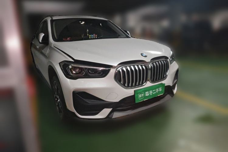 Used BMW X1 2022 sDrive25Li Leading Model Front Right 45 Deg