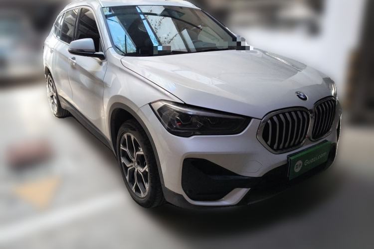 Used BMW X1 2022 sDrive25Li Leading Model Front Right 45 Deg