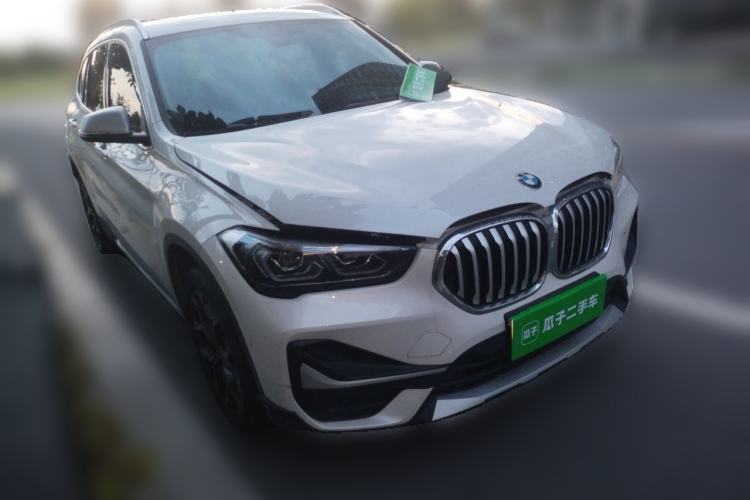 Used BMW X1 2022 sDrive20Li Fashion Model Front Right 45 Deg
