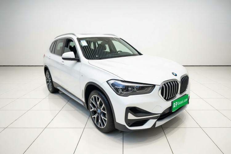 Used BMW X1 2022 Updated xDrive25Li Premium Edition Front Right 45 Deg