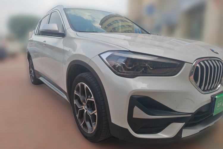 Used BMW X1 2022 sDrive20Li Luxury Model Front Right 45 Deg