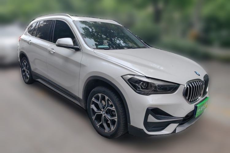 Used BMW X1 2022 sDrive20Li Luxury Model Front Right 45 Deg