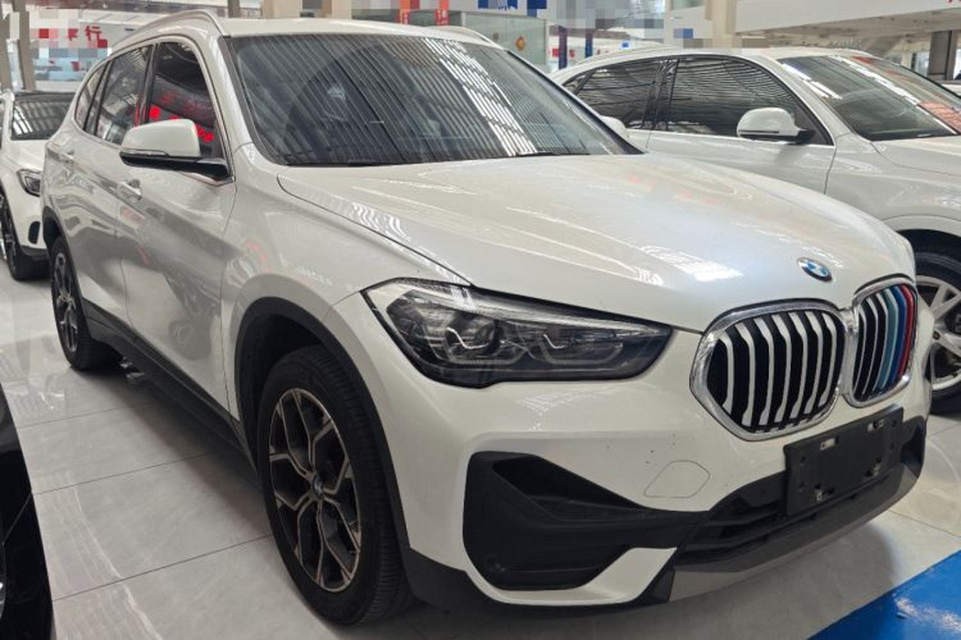 Used BMW X1 2022 sDrive25Li Leading Model Front Right 45 Deg