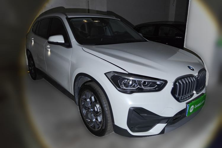 Used BMW X1 2022 sDrive25Li Leading Model Front Right 45 Deg