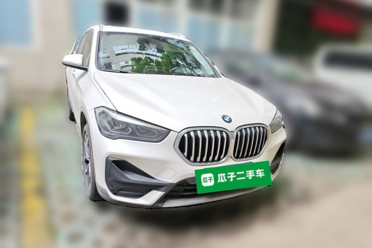 Used BMW X1 2022 sDrive25Li Leading Model Front Right 45 Deg