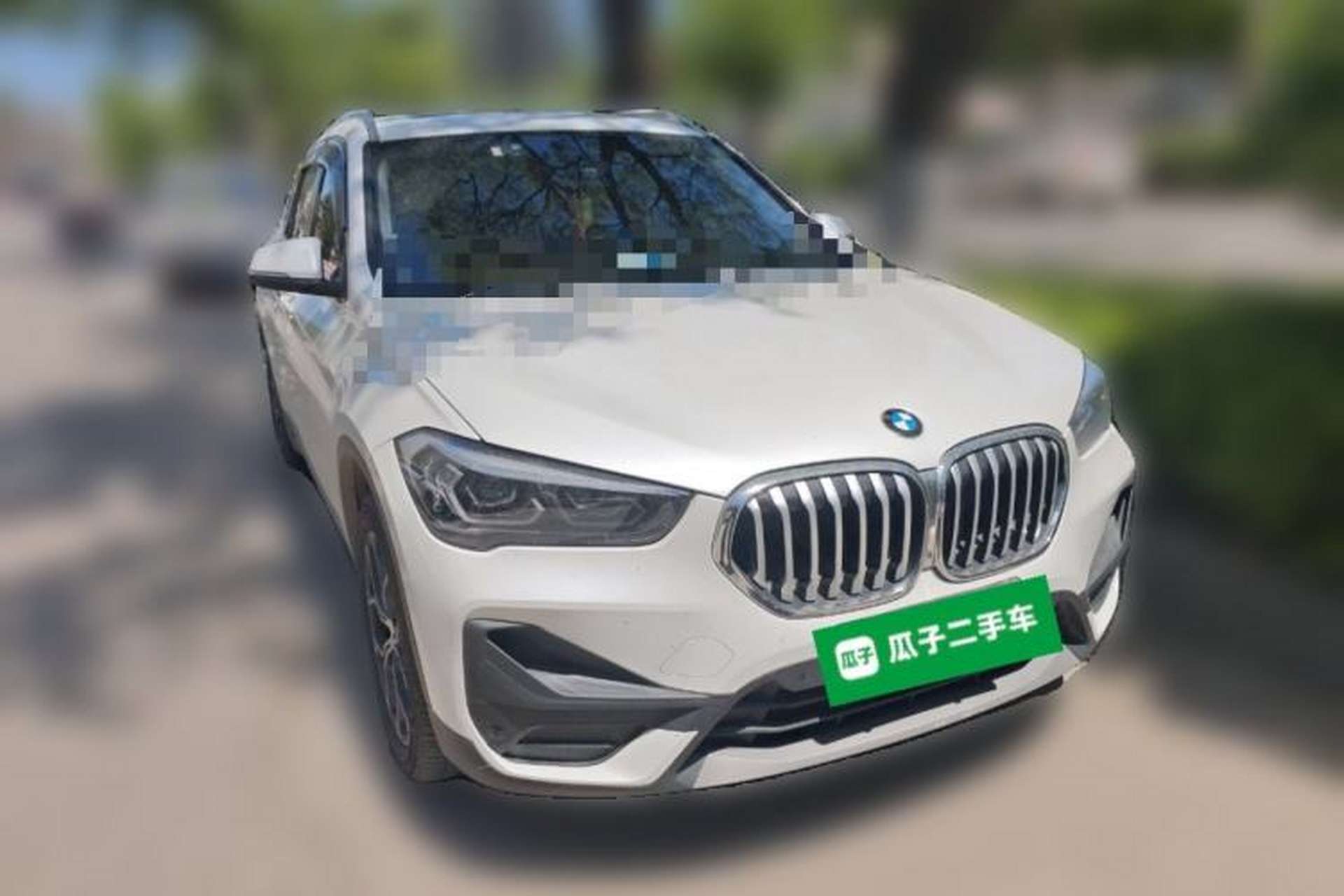 Used BMW X1 2022 sDrive25Li Leading Model Front Right 45 Deg