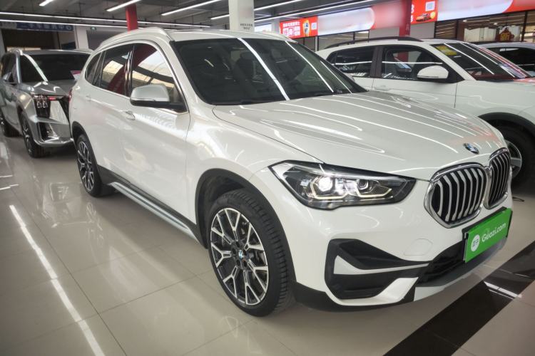 Used BMW X1 2022 Updated xDrive25Li Premium Edition Front Right 45 Deg