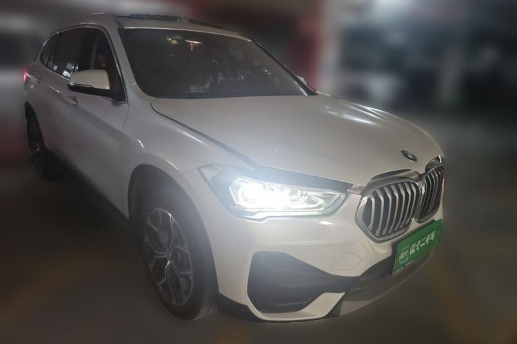 Used BMW X1 2022 sDrive25Li Leading Model Front Right 45 Deg