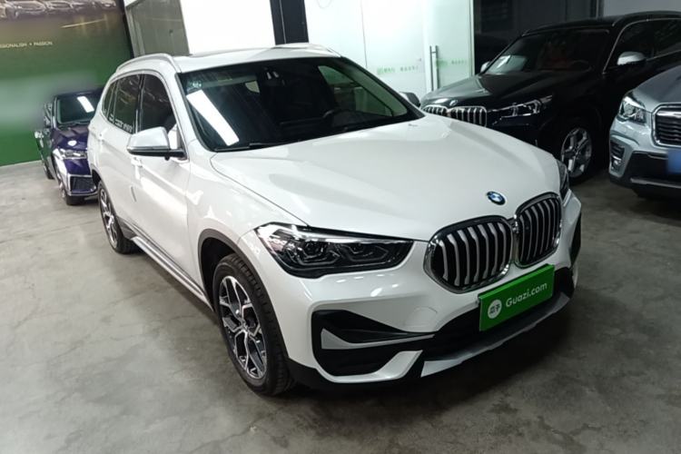 Used BMW X1 2022 sDrive20Li Luxury Model Front Right 45 Deg