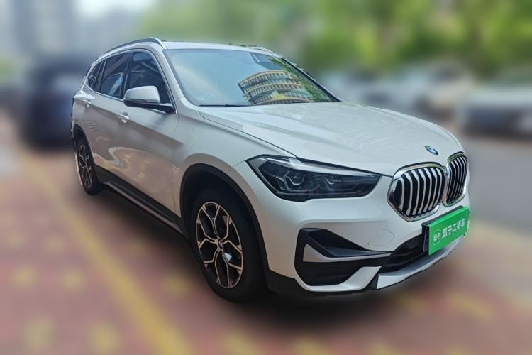 Used BMW X1 2022 sDrive20Li Fashion Model Front Right 45 Deg