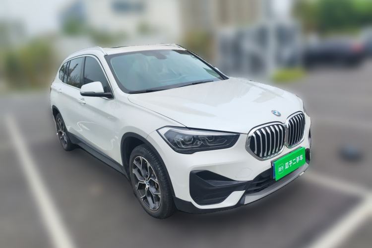 Used BMW X1 2022 sDrive25Li Leading Model Front Right 45 Deg