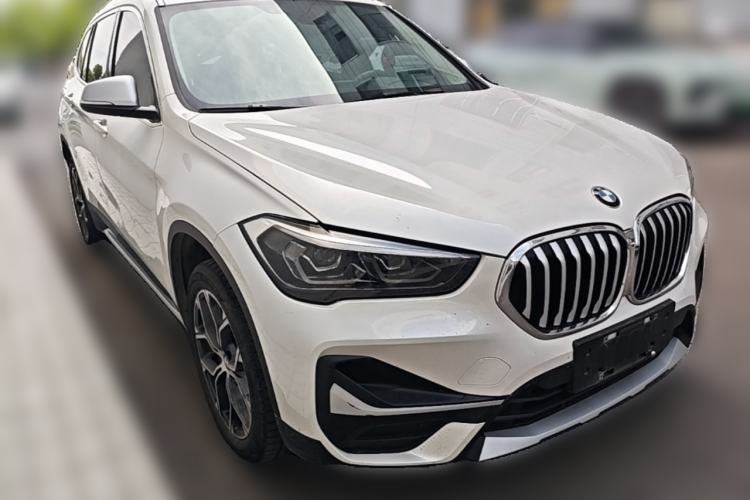 Used BMW X1 2022 sDrive20Li Fashion Model Front Right 45 Deg