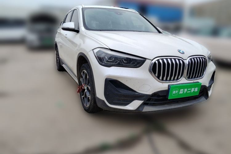 Used BMW X1 2022 sDrive20Li Fashion Model Front Right 45 Deg