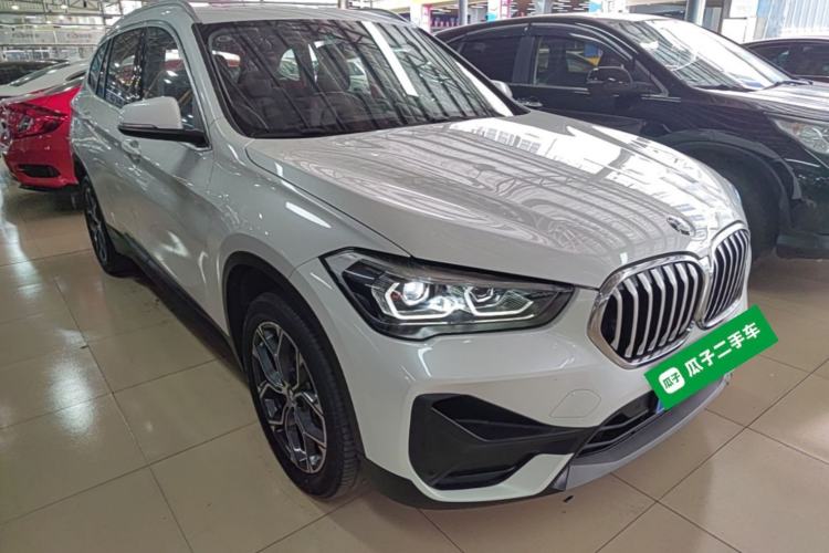 Used BMW X1 2022 sDrive25Li Leading Model Front Right 45 Deg
