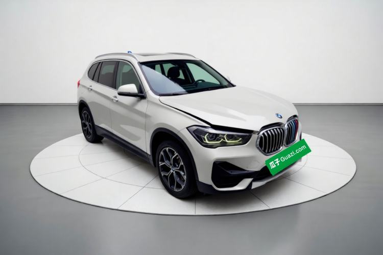 Used BMW X1 2022 sDrive25Li Leading Model Front Right 45 Deg