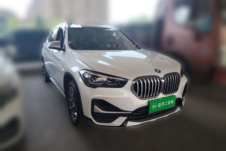 Used BMW X1 2022 sDrive20Li Fashion Model Front Right 45 Deg