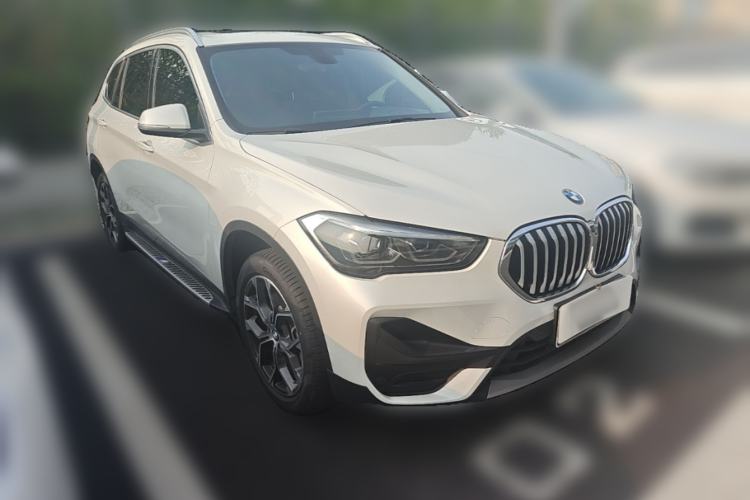 Used BMW X1 2022 sDrive25Li Leading Model Front Right 45 Deg