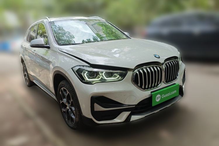 Used BMW X1 2022 sDrive20Li Fashion Model Front Right 45 Deg