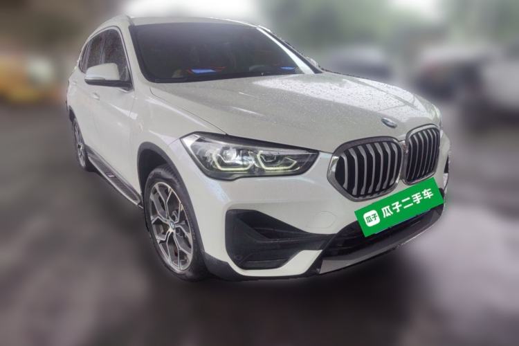 Used BMW X1 2022 sDrive25Li Leading Model Front Right 45 Deg