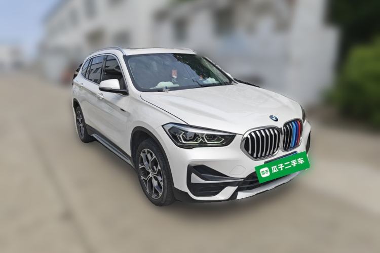 Used BMW X1 2022 sDrive20Li Fashion Model Front Right 45 Deg