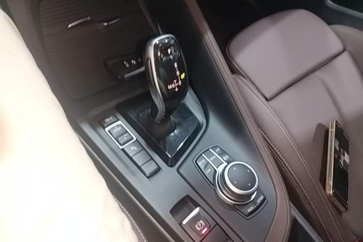 Used BMW X1 2022 sDrive25Li Leading Model Gear Lever