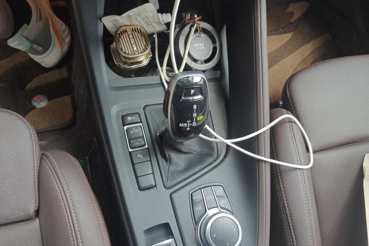 Used BMW X1 2022 sDrive25Li Leading Model Gear Lever