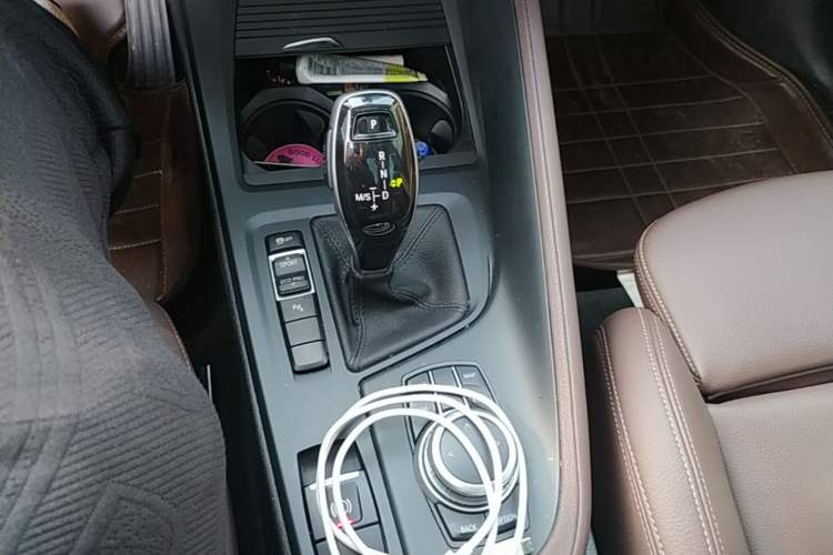 Used BMW X1 2022 sDrive25Li Leading Model Gear Lever