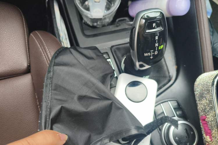 Used BMW X1 2022 sDrive25Li Leading Model Gear Lever