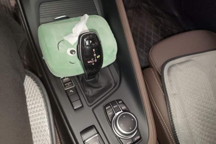 Used BMW X1 2022 sDrive25Li Leading Model Gear Lever