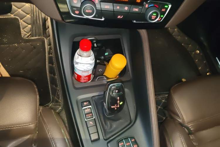 Used BMW X1 2022 sDrive25Li Leading Model Gear Lever