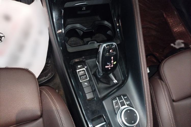 Used BMW X1 2022 sDrive20Li Luxury Model Gear Lever