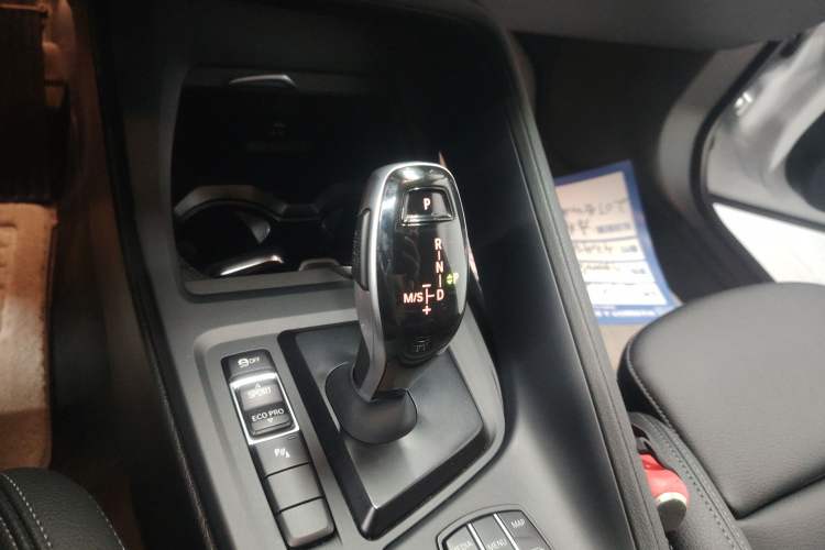 Used BMW X1 2022 sDrive25Li Leading Model Gear Lever