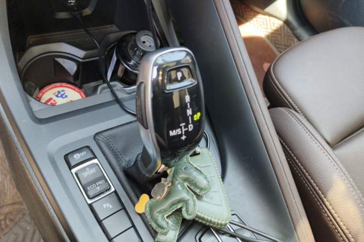 Used BMW X1 2022 sDrive25Li Leading Model Gear Lever