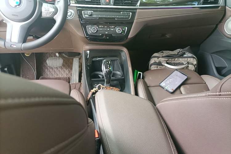 Used BMW X1 2022 xDrive25Li Luxury Model Gear Lever