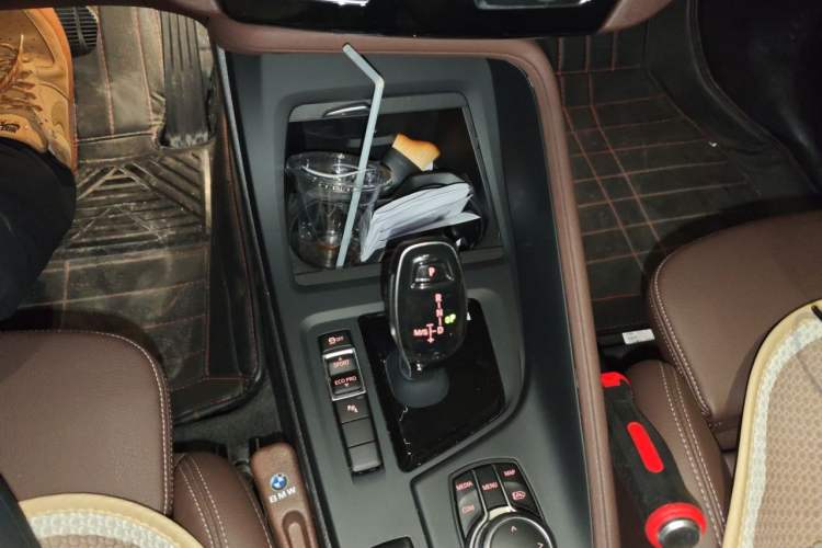 Used BMW X1 2022 sDrive25Li Leading Model Gear Lever