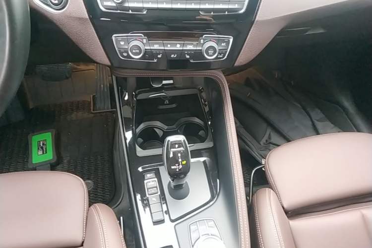 Used BMW X1 2022 sDrive20Li Luxury Model Gear Lever