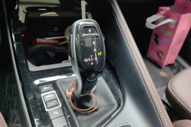 Used BMW X1 2022 sDrive20Li Luxury Model Gear Lever