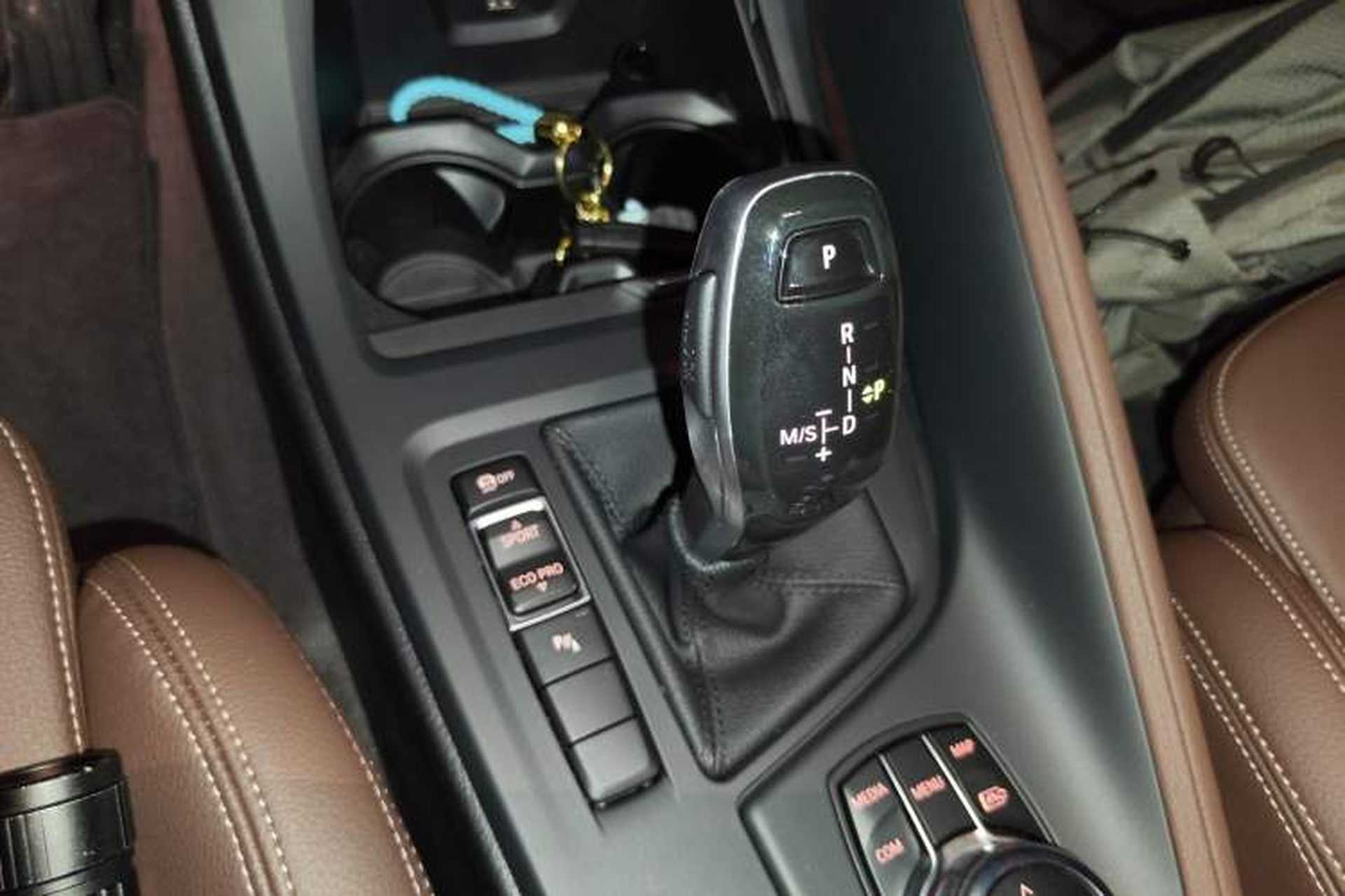 Used BMW X1 2022 sDrive25Li Leading Model Gear Lever