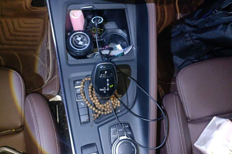 Used BMW X1 2022 sDrive25Li Leading Model Gear Lever
