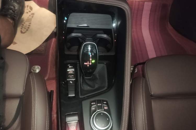 Used BMW X1 2022 sDrive20Li Luxury Model Gear Lever