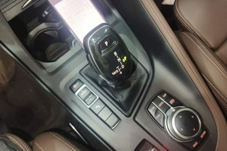 Used BMW X1 2022 sDrive25Li Leading Model Gear Lever