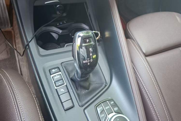 Used BMW X1 2022 sDrive25Li Leading Model Gear Lever